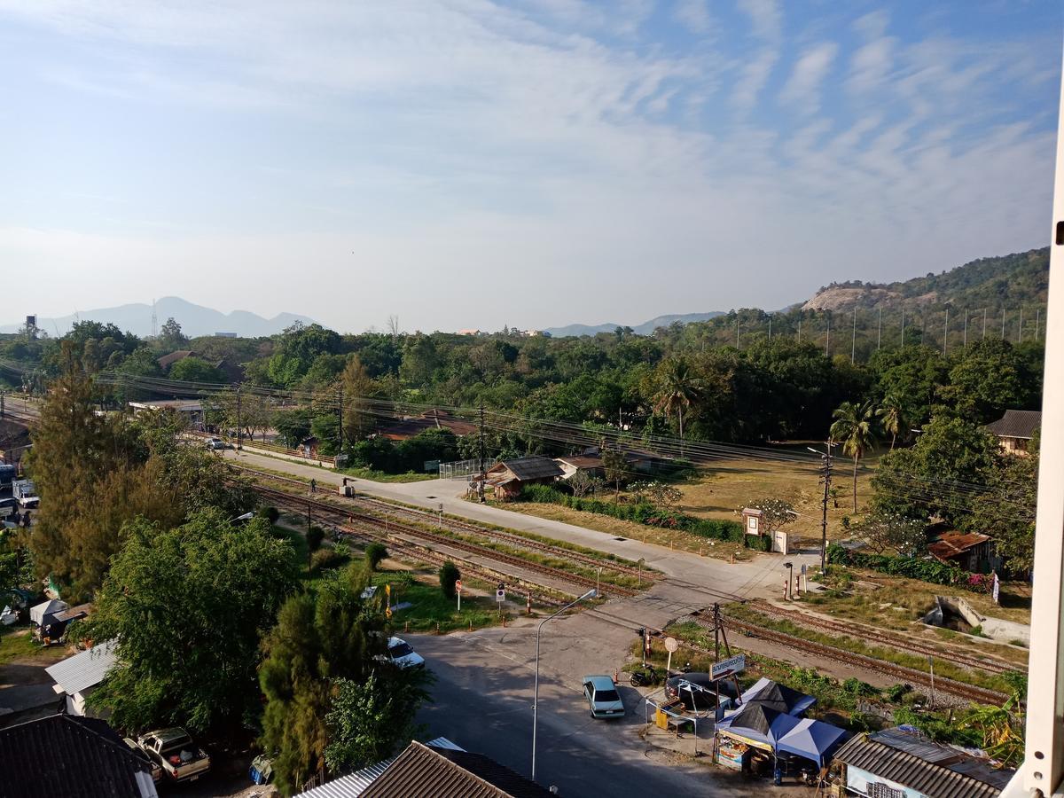 Baanpak Sam Anong Aparthotel Hua Hin Exteriör bild