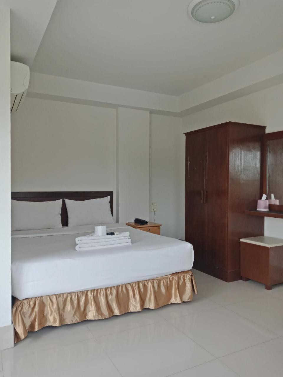 Baanpak Sam Anong Aparthotel Hua Hin Exteriör bild